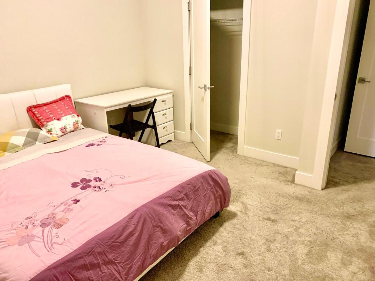 Deluxe House Apartment Surrey Bagian luar foto